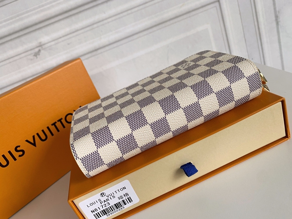 LVコピーウォレット側面デザイン